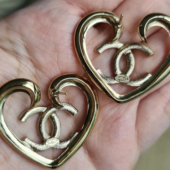 Chanel CC earrings - Picture 4 of 6